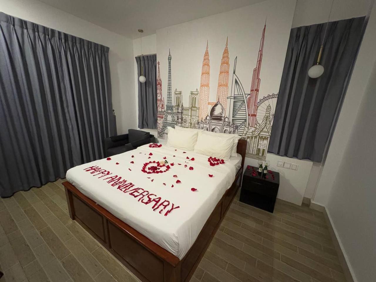 Times Hotel At Bassac Lane Phnom Penh Exteriör bild